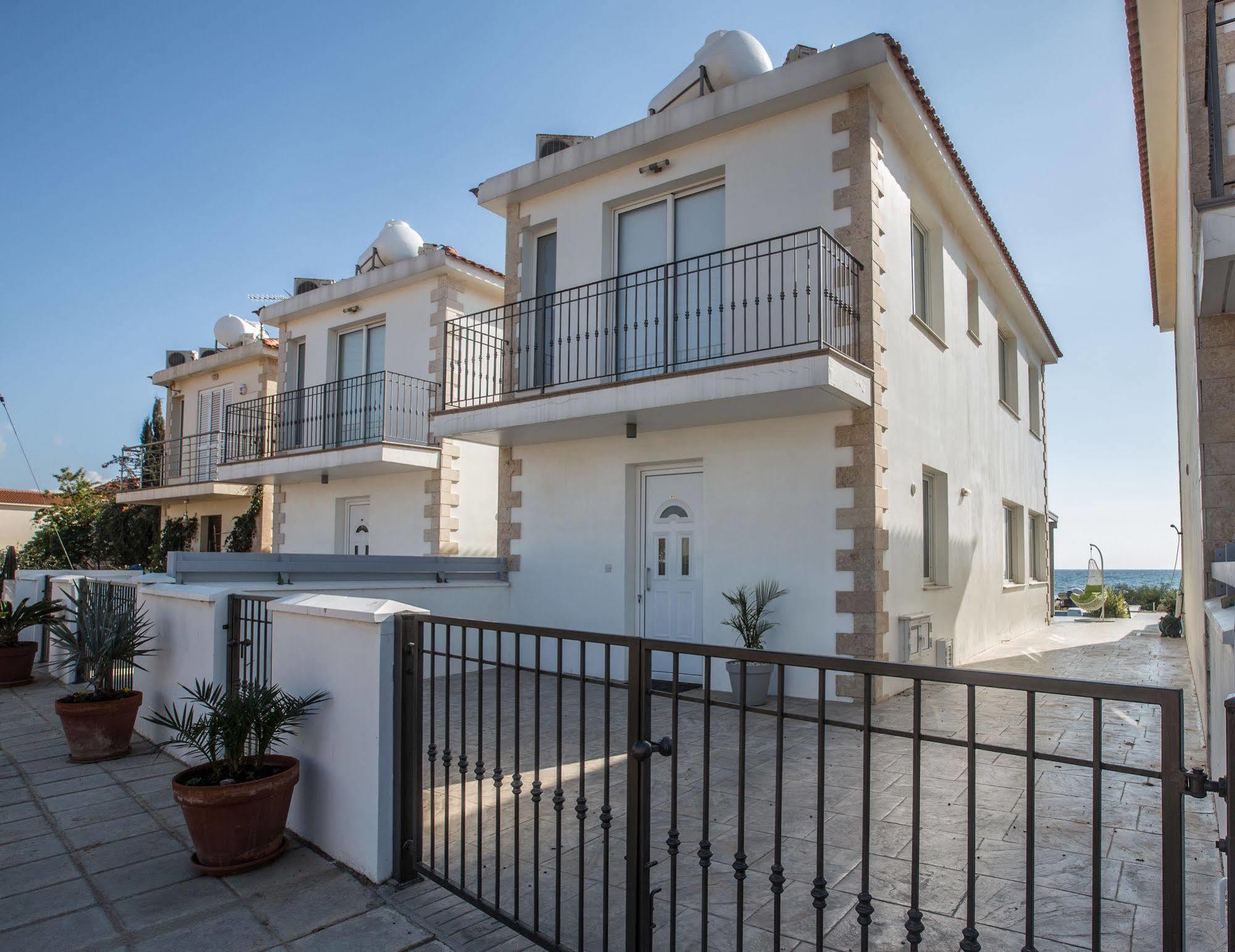 Gorgona Villas Айя-Напа Экстерьер фото