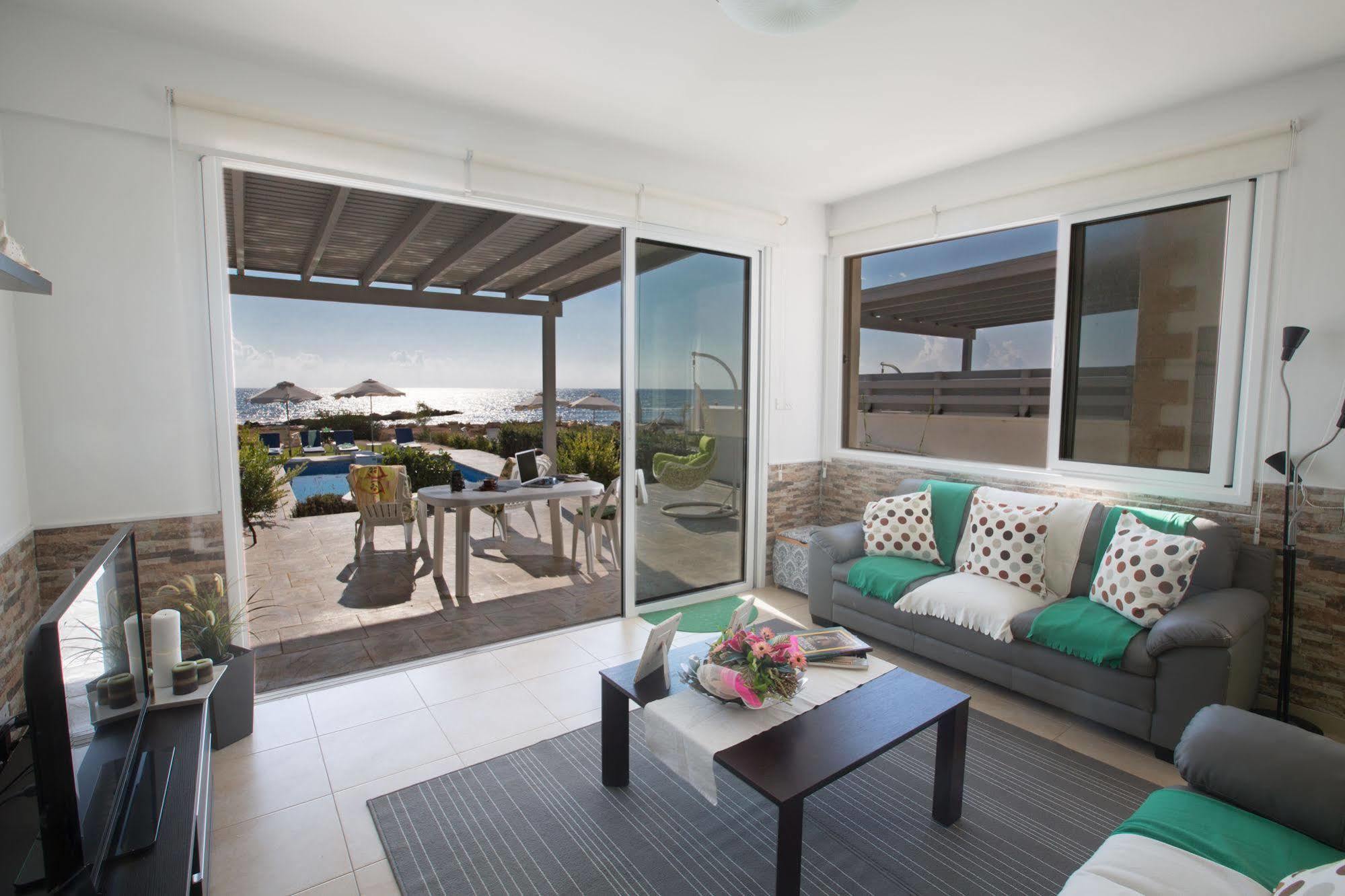 Gorgona Villas Айя-Напа Экстерьер фото